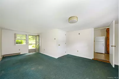 18 Flower Hill Road, Poughkeepsie, NY 12603 - Photo 11