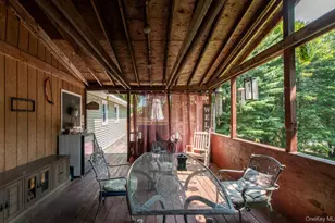 10 Lakeview Ct, Poughkeepsie, NY 12603 - Photo 23