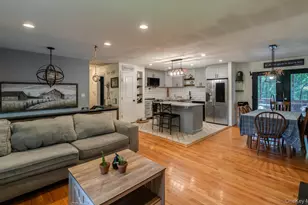 10 Lakeview Ct, Poughkeepsie, NY 12603 - Photo 7