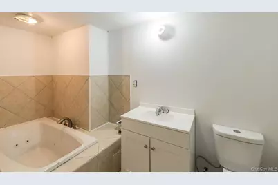 10 Lakeview Court, Poughkeepsie, NY 12603 - Photo 21