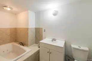 10 Lakeview Ct, Poughkeepsie, NY 12603 - Photo 21