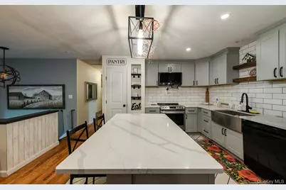 10 Lakeview Court, Poughkeepsie, NY 12603 - Photo 13