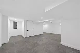 15 Grand Pl, Huntington Station, NY 11746 - Photo 25