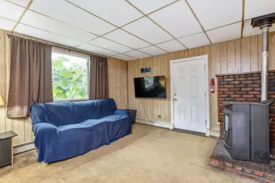46 Pentmoor Drive, Mastic, NY 11950 - Photo 19