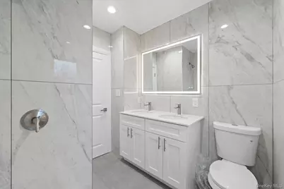 2 Fordham Place, Hempstead, NY 11550 - Photo 7