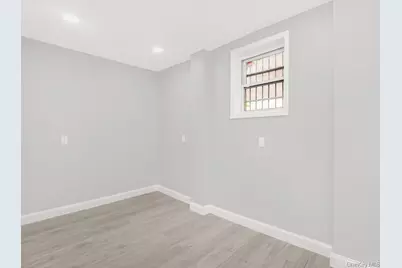 1893 Longfellow Avenue, Bronx, NY 10460 - Photo 21