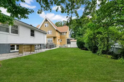 238 Van Cortlandt Park Avenue, Yonkers, NY 10705 - Photo 23