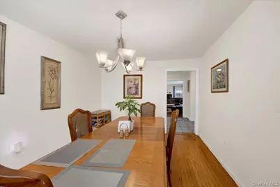 238 Van Cortlandt Park Avenue, Yonkers, NY 10705 - Photo 7
