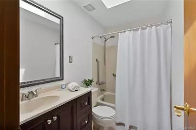 36 Osceola Avenue, Deer Park, NY 11729 - Photo 17