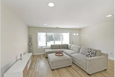 20 Laurel Avenue #3, East Islip, NY 11730 - Photo 9