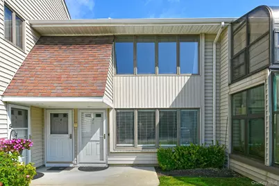 20 Laurel Avenue #3, East Islip, NY 11730 - Photo 3