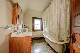119 Pine St, Woodmere, NY 11598 - Photo 33