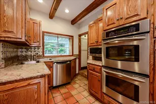 119 Pine St, Woodmere, NY 11598 - Photo 15