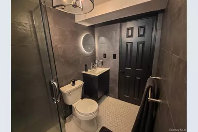 15038 Grand Central Parkway, Jamaica, NY 11432 - Photo 19
