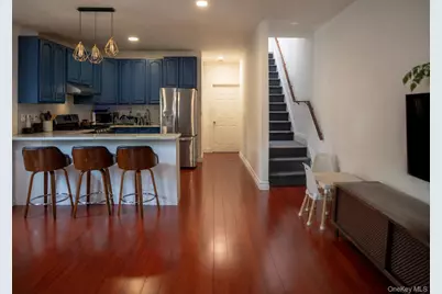 15038 Grand Central Parkway, Jamaica, NY 11432 - Photo 5