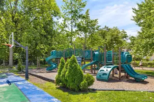 42-30 Douglaston Pkwy, Douglaston, NY 11363 - Photo 45