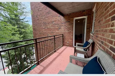 42-30 Douglaston Parkway #5L, Douglaston, NY 11363 - Photo 13