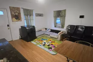 25 Webb Ave, Hempstead, NY 11550 - Photo 19