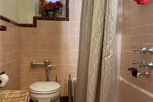 61-41 Saunders St, Rego Park, NY 11374 - Photo 9