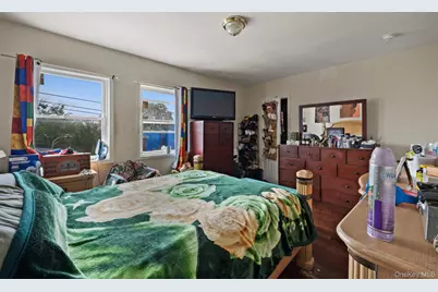 825 E 224th Street #2, Bronx, NY 10466 - Photo 5