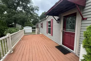 1661 Old Country Rd, Riverhead, NY 11901 - Photo 7