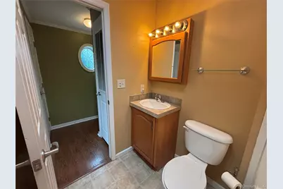 1661 Old Country Road #84, Riverhead, NY 11901 - Photo 25