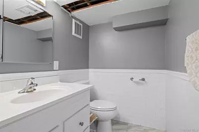 2975 Oceanside Road, Oceanside, NY 11572 - Photo 21