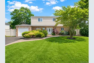 301 W 22nd Street, Deer Park, NY 11729 - Photo 1