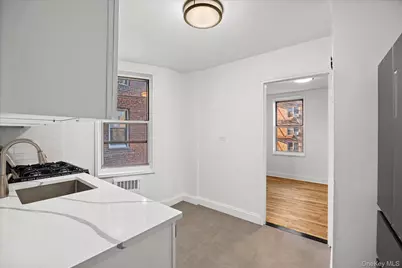 67-30 Clyde Street #3B, Forest Hills, NY 11375 - Photo 3