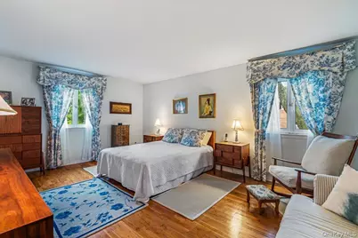 3850 Hillcrest Avenue, Douglaston, NY 11363 - Photo 23