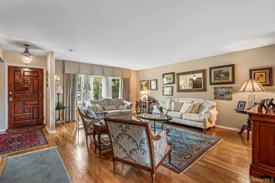 3850 Hillcrest Avenue, Douglaston, NY 11363 - Photo 7