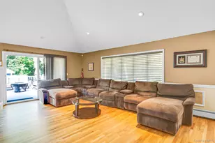 56 Old Homestead Rd, Port Jefferson, NY 11777 - Photo 9