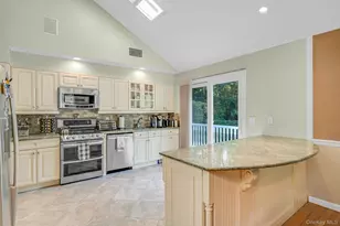 56 Old Homestead Rd, Port Jefferson, NY 11777 - Photo 11