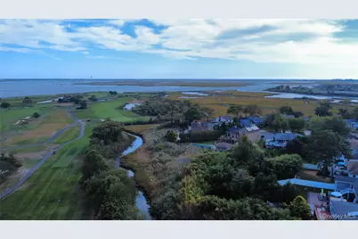 487 Links Drive E, Oceanside, NY 11572 - Photo 13