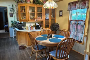 1661 Old Country Rd, Riverhead, NY 11901 - Photo 9