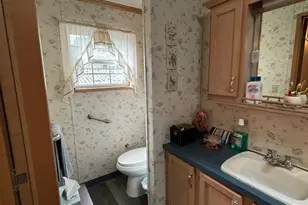 1661 Old Country Rd, Riverhead, NY 11901 - Photo 27