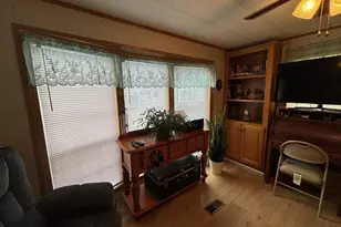 1661 Old Country Rd, Riverhead, NY 11901 - Photo 23