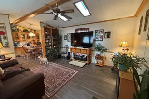 1661 Old Country Rd, Riverhead, NY 11901 - Photo 5