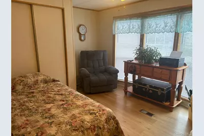 1661 Old Country Road #189, Riverhead, NY 11901 - Photo 19