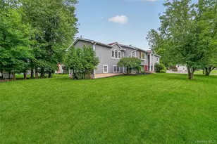 234 Betsy Ross Dr, Orangeburg, NY 10962 - Photo 3