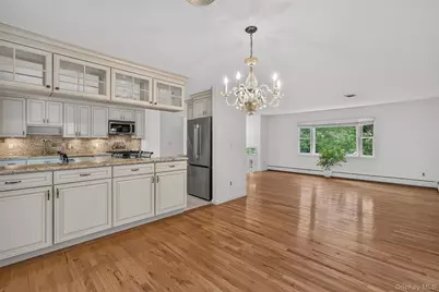 234 Betsy Ross Drive, Orangeburg, NY 10962 - Photo 15