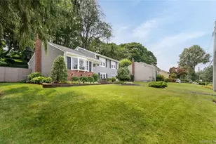 13 Longford St, Huntington, NY 11743 - Photo 35