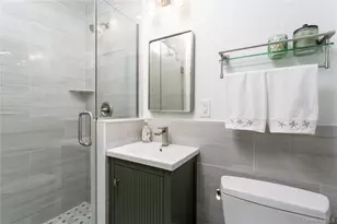 13 Longford St, Huntington, NY 11743 - Photo 17