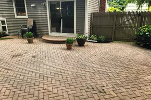 13 Longford St, Huntington, NY 11743 - Photo 27