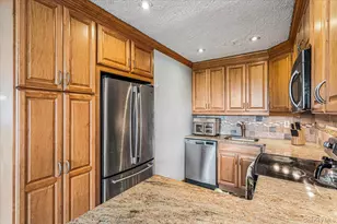 162-10 Powells Cove Blvd, Whitestone, NY 11357 - Photo 9