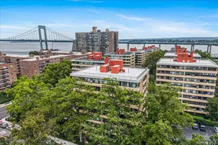 162-10 Powells Cove Blvd, Whitestone, NY 11357 - Photo 1