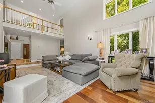 7 Greenfield Dr, Warwick, NY 10990 - Photo 11