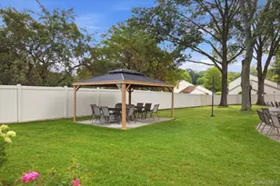 184 Long Hill Dr, Yorktown Heights, NY 10598 - Photo 11
