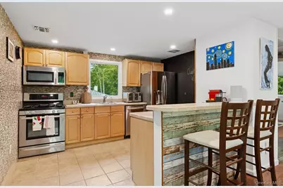 27 Atlantic Avenue, Hampton Bays, NY 11946 - Photo 13