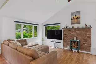 27 Atlantic Ave, Hampton Bays, NY 11946 - Photo 11